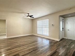 8450 NW 26th St, Sunrise FL 33322