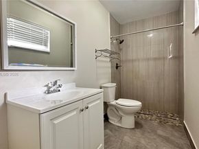 8450 NW 26th St, Sunrise FL 33322