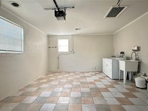 8450 NW 26th St, Sunrise FL 33322