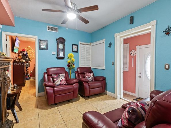 Undisclosed Address #A11896917, Miami Gardens FL 33054