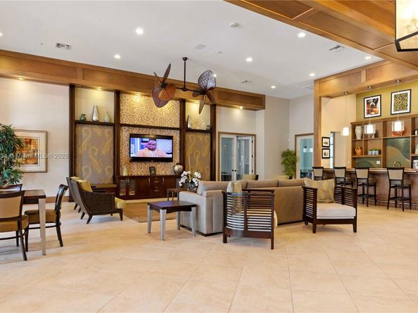 2691 NW 83rd Ter, Cooper City FL 33024