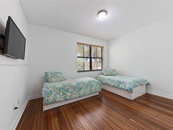 2691 NW 83rd Ter, Cooper City FL 33024