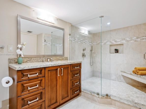 300 Three Islands Blvd 601, Hallandale Beach FL 33009
