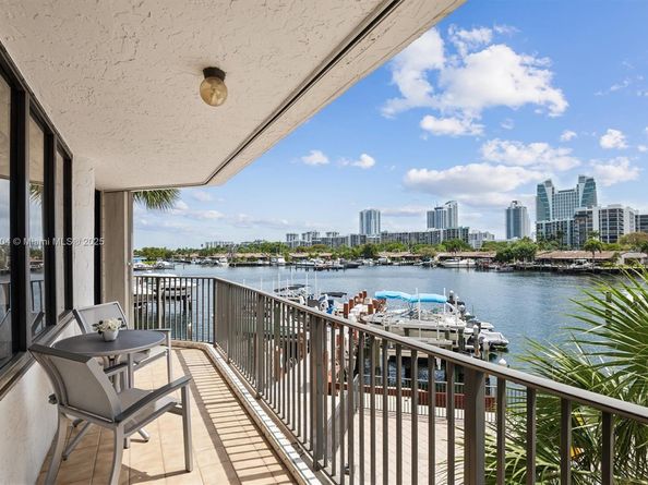 300 Three Islands Blvd 601, Hallandale Beach FL 33009