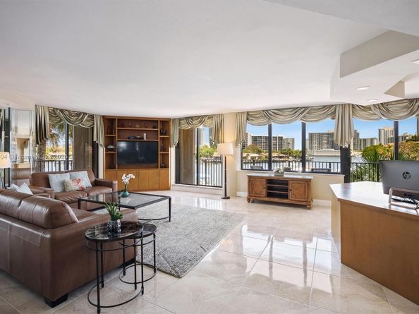 300 Three Islands Blvd 601, Hallandale Beach FL 33009