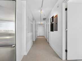 601 NE 36th St 1101, Miami FL 33137