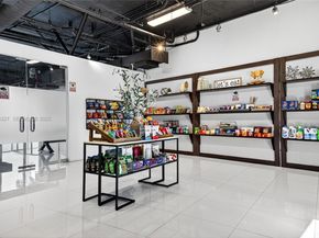 601 NE 36th St 1101, Miami FL 33137