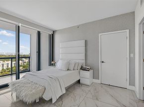 601 NE 36th St 1101, Miami FL 33137