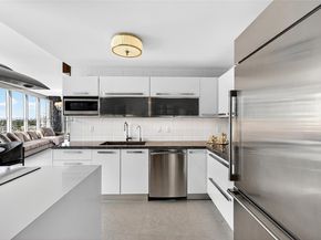 601 NE 36th St 1101, Miami FL 33137