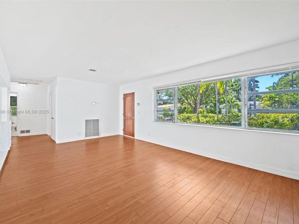 10635 NE 11 Ct, Miami Shores FL 33138