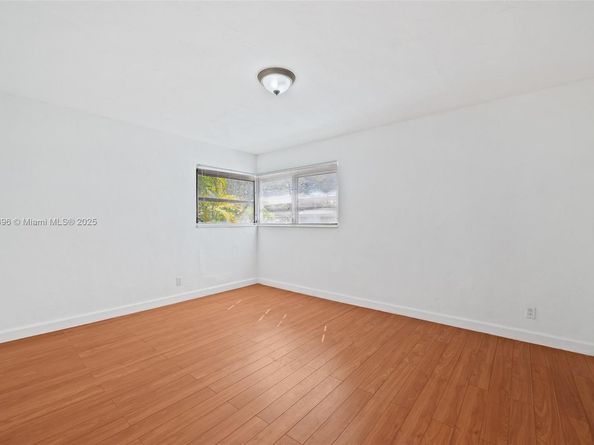 10635 NE 11 Ct, Miami Shores FL 33138