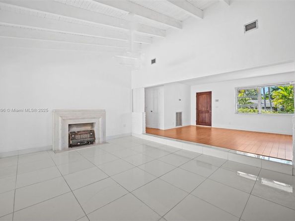 10635 NE 11 Ct, Miami Shores FL 33138