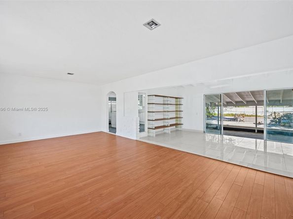 10635 NE 11 Ct, Miami Shores FL 33138