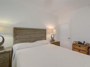 800 SW 11th Ave 9A, Hallandale Beach FL 33009