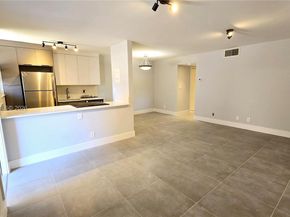 1811 Jefferson St 202, Hollywood FL 33020