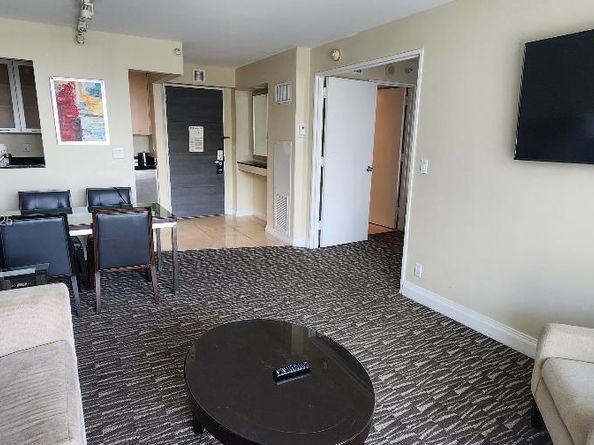 Undisclosed Address #A11726402, Fort Lauderdale FL 33304