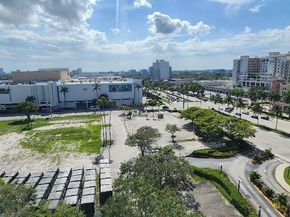 Undisclosed Address #A11726402, Fort Lauderdale FL 33304