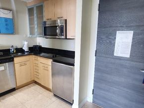 Undisclosed Address #A11726402, Fort Lauderdale FL 33304