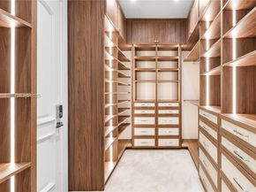 6080 SW 104th St, Pinecrest FL 33156