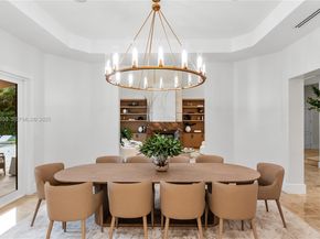 6080 SW 104th St, Pinecrest FL 33156