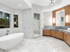 6080 SW 104th St, Pinecrest FL 33156