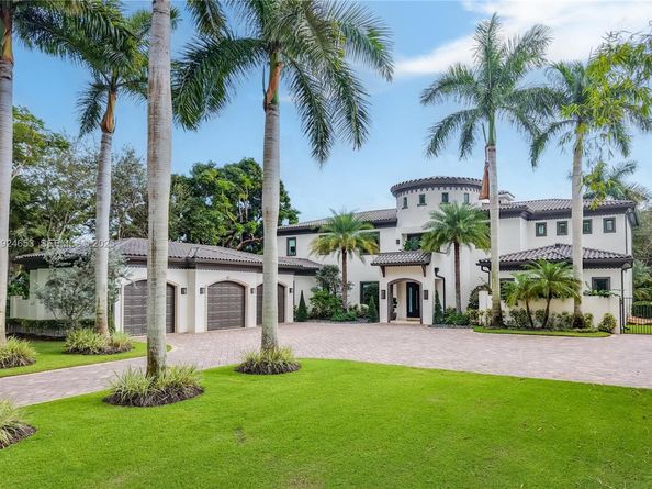 6080 SW 104th St, Pinecrest FL 33156