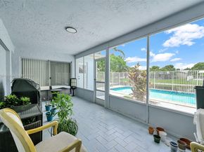 9480 NW 24th Pl, Sunrise FL 33322