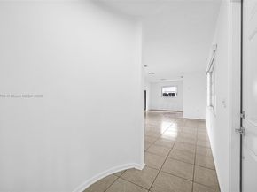 9480 NW 24th Pl, Sunrise FL 33322