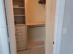 350 S Miami Ave 3507, Miami FL 33130