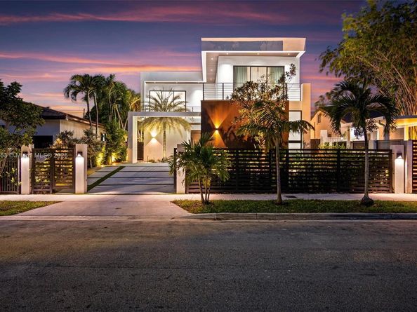 1351 SW 16 St, Miami FL 33145