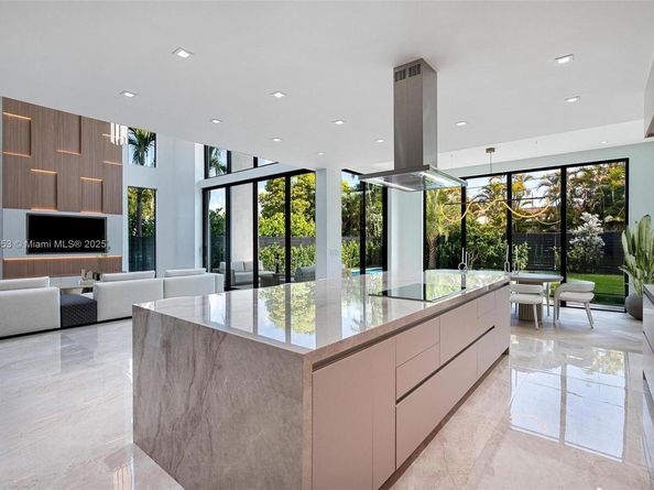 1351 SW 16 St, Miami FL 33145
