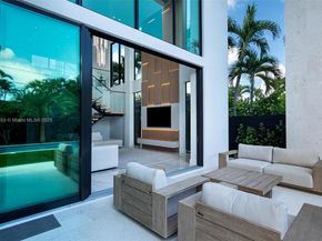 1351 SW 16 St, Miami FL 33145