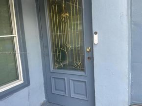 9530 Sunset Strip, Sunrise FL 33322