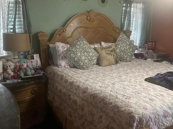 9530 Sunset Strip, Sunrise FL 33322