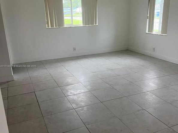 600 SW 28th Way, Fort Lauderdale FL 33312