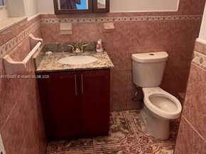 600 SW 28th Way, Fort Lauderdale FL 33312