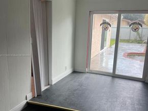 600 SW 28th Way, Fort Lauderdale FL 33312