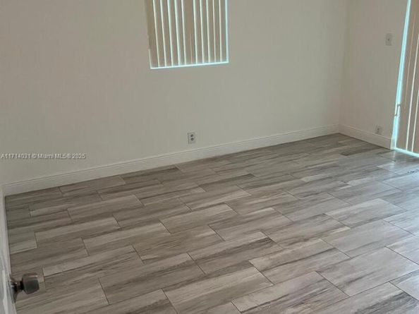 600 SW 28th Way, Fort Lauderdale FL 33312