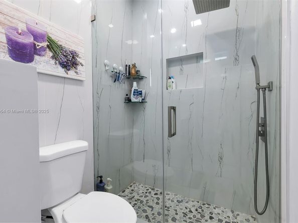 1206 NW 100th Ave, Pembroke Pines FL 33024