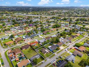 1321 NW 176th Ter, Miami Gardens FL 33169