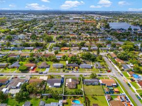 1321 NW 176th Ter, Miami Gardens FL 33169