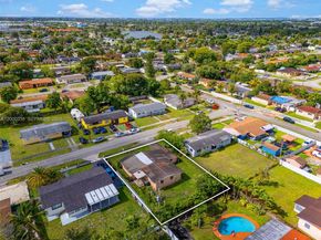 1321 NW 176th Ter, Miami Gardens FL 33169