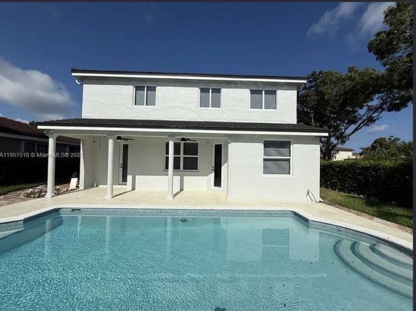 12427 SW 121st Ave, Miami FL 33186