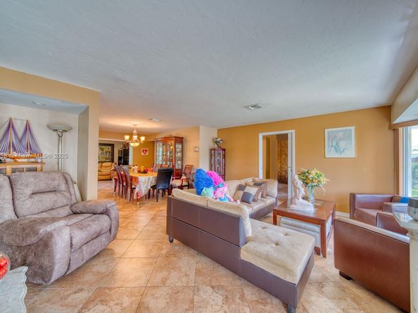 9361 SW 30th Ter, Miami FL 33165