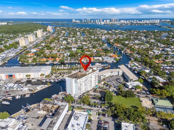 13155 Ixora Ct 804, North Miami FL 33181