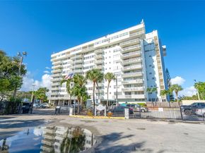 13155 Ixora Ct 804, North Miami FL 33181