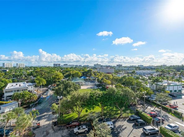 13155 Ixora Ct 804, North Miami FL 33181