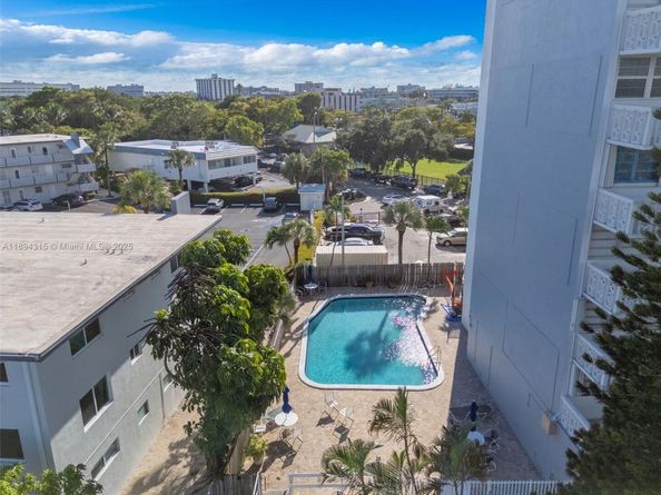 13155 Ixora Ct 804, North Miami FL 33181