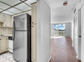 13155 Ixora Ct 804, North Miami FL 33181