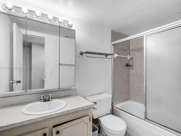 13155 Ixora Ct 804, North Miami FL 33181